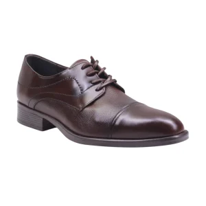 Zapato de vestir con punta recta y ajuste con agujetas