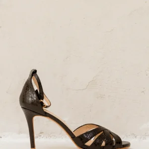 Blanca Scale Negro
